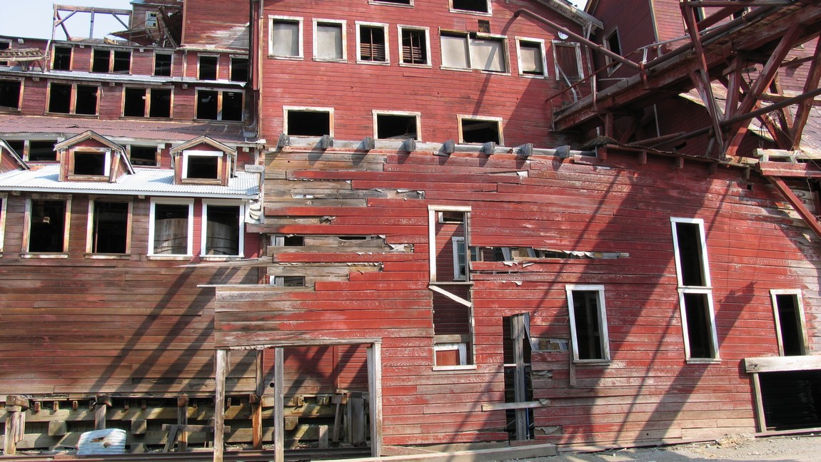 Kennecott Mine copper mill building