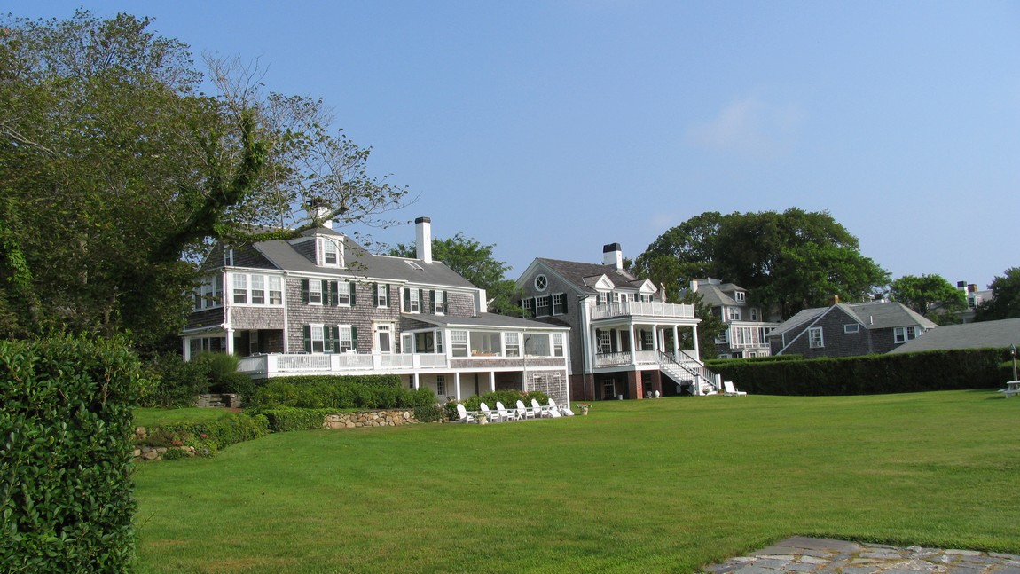 Waterfront houses in Edgartown