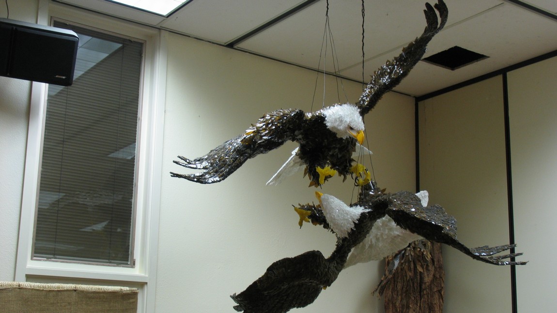 Bald Eagle sculpture