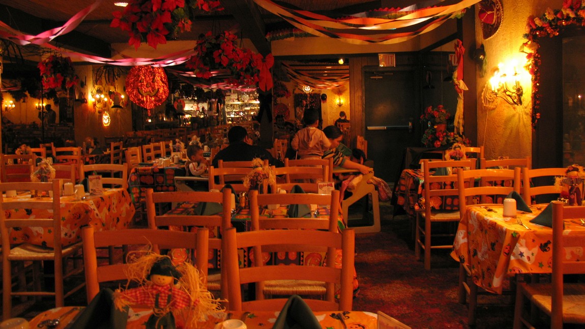 Pepe's restaurant decorated