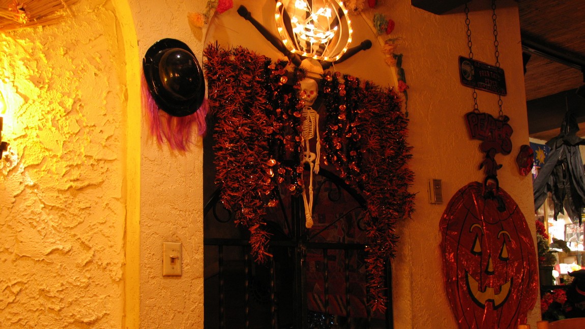 Pepe's restaurant decorated