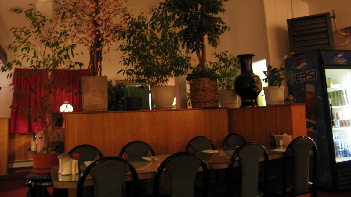 Inside Sam and Lee's