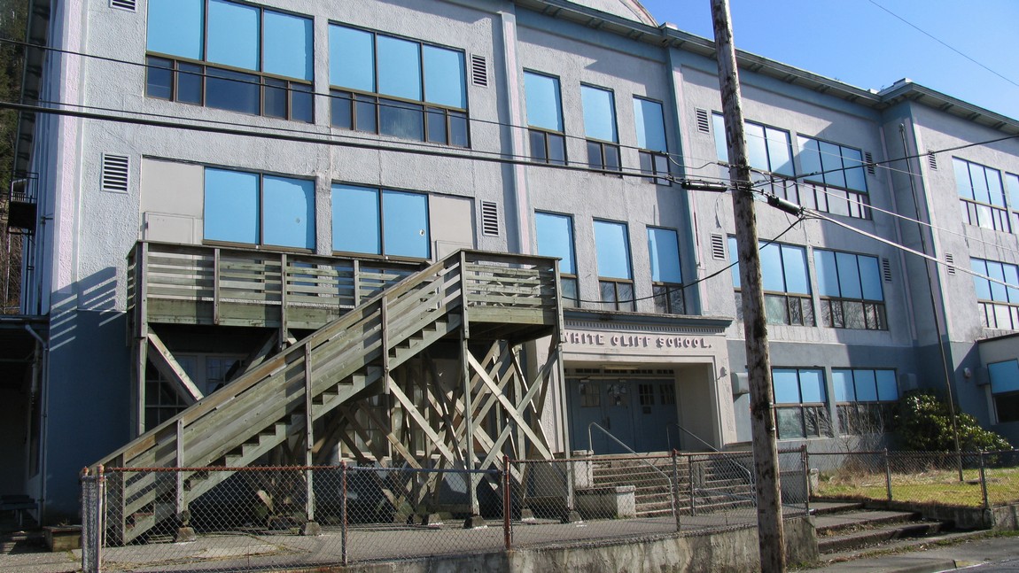 School near downtown