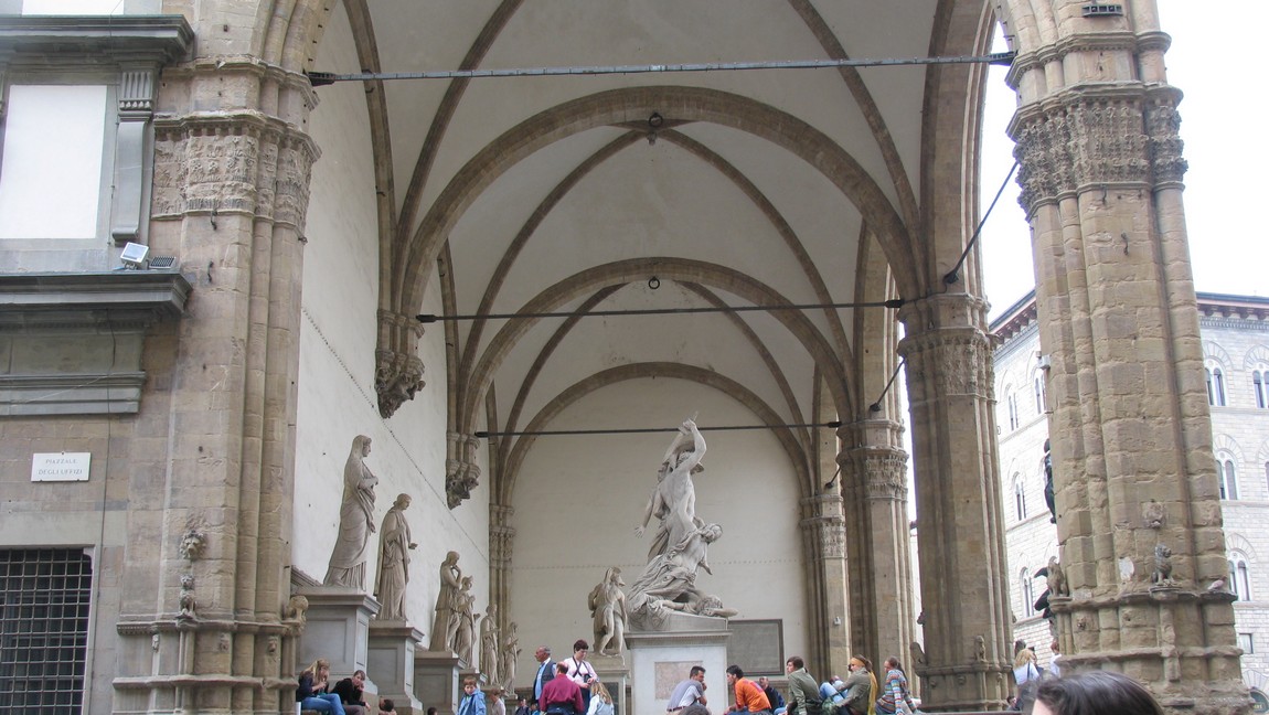 Uffizi Plaza