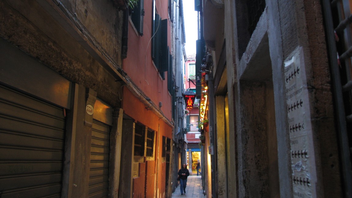 Walkways are narrow