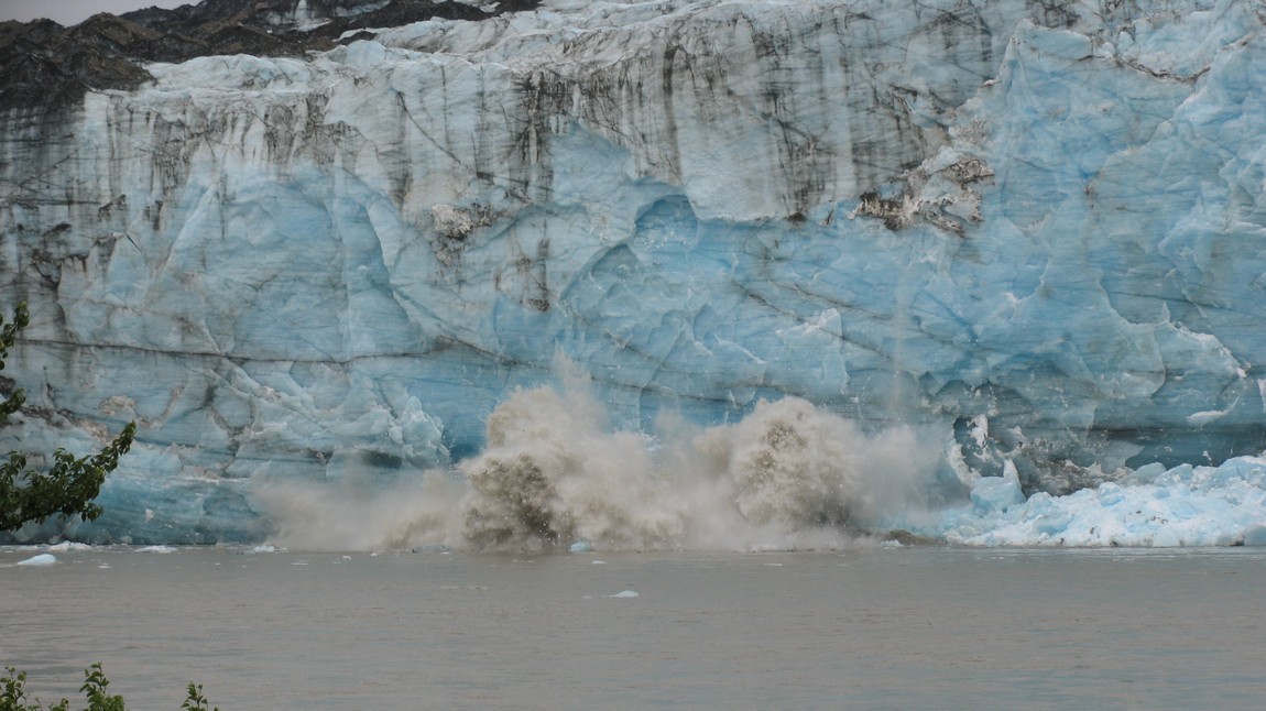 Large slab of ice collapsing
