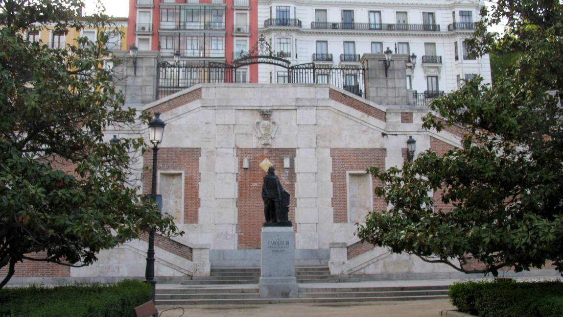 Charles III statue