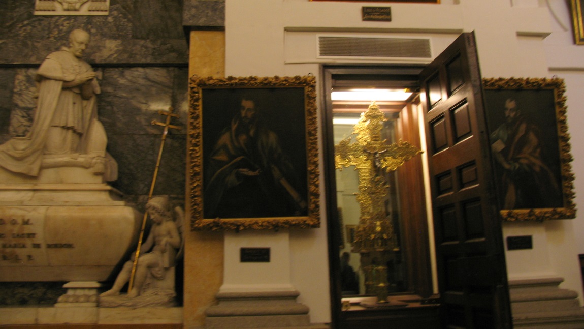 Inside the Santa Iglesia Catedral Primada de Toledo church