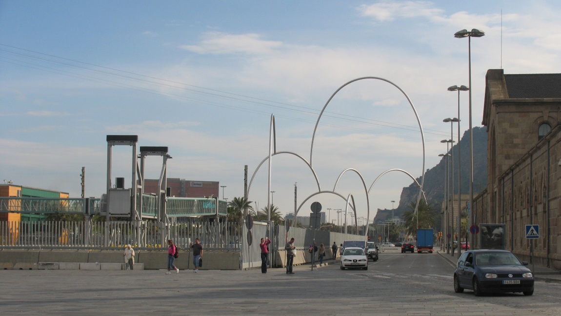 Waves sculpture in Barcelona