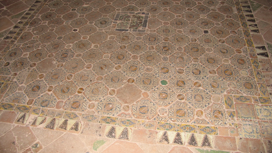 Exploring La Alhambra