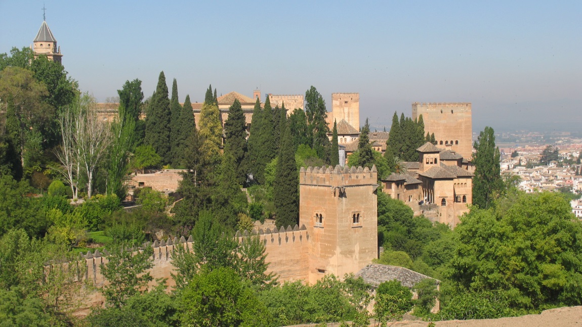 Another section of the La Alhambra campus