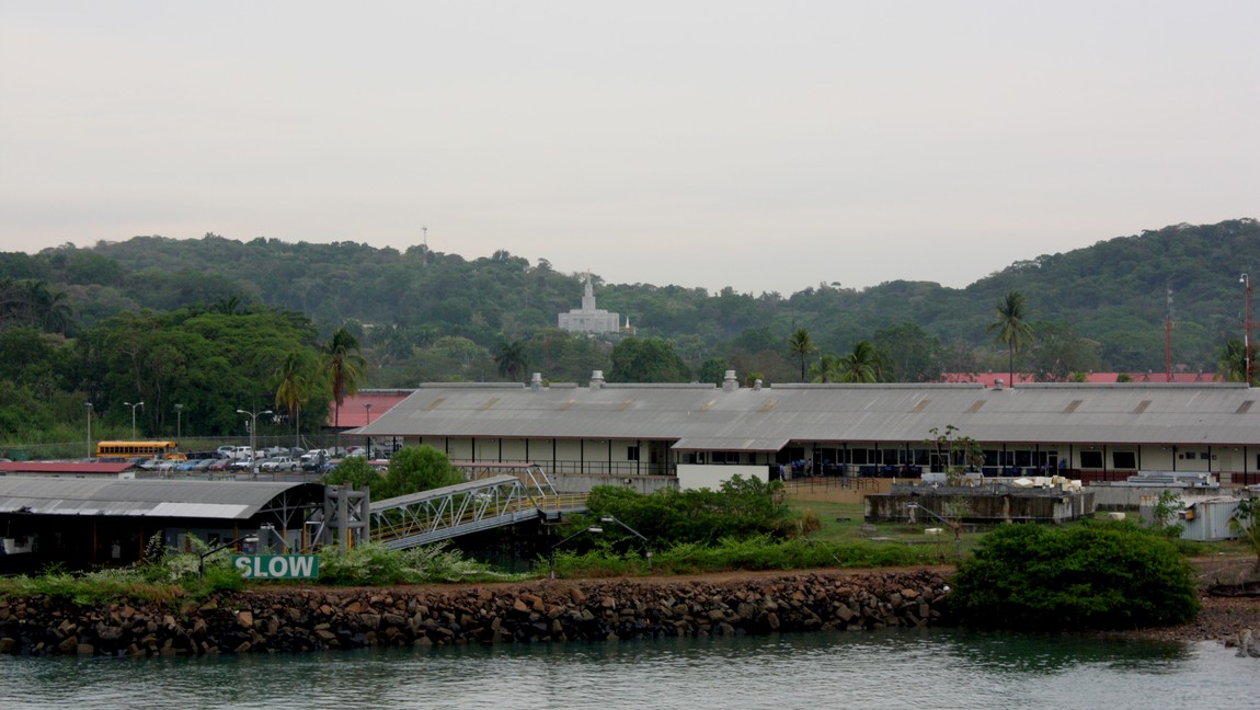 Between Miraflores Locks and Bridge