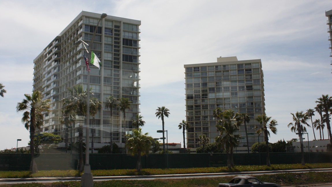 Condominiums in Coronado