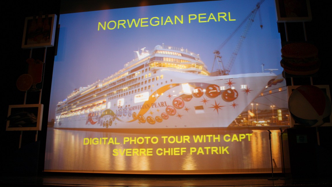 Slide show about the Norwegian Pearl