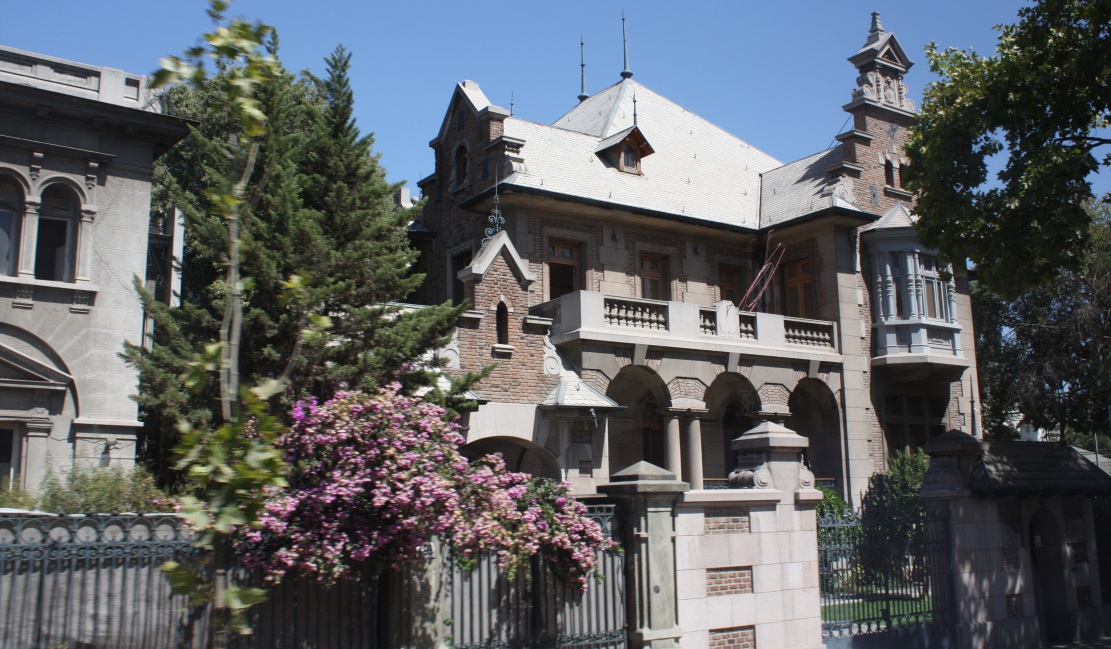 Impressive house in the Republica section of Santiago