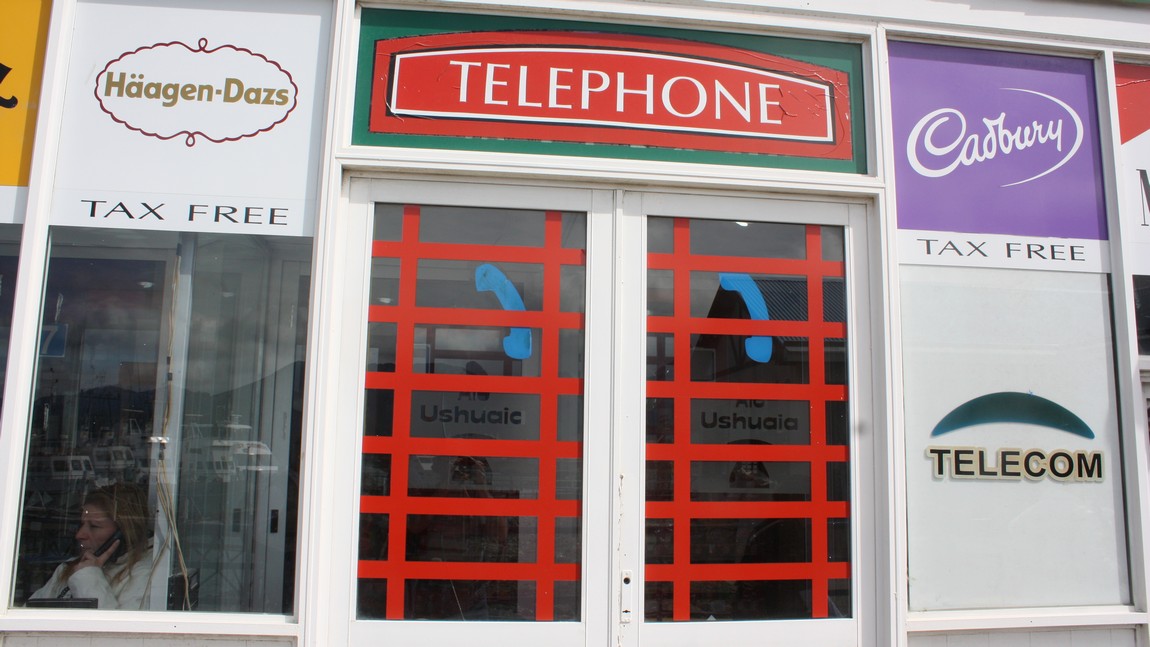 Phone booth