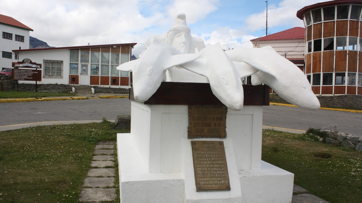 Ushuaia Naval monument