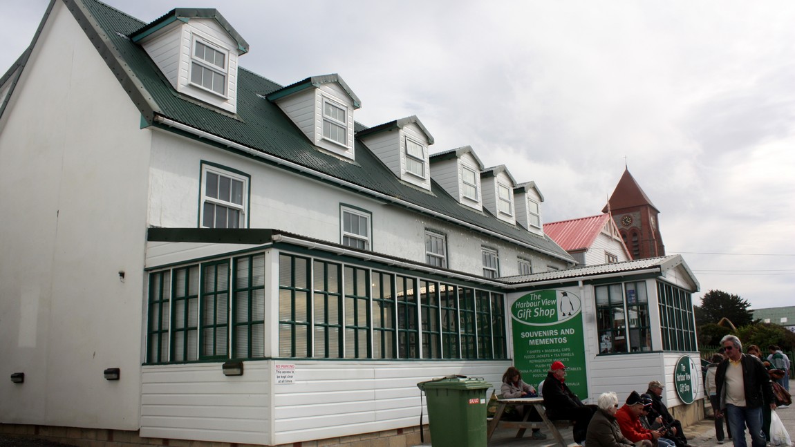 Walking on Ross Road