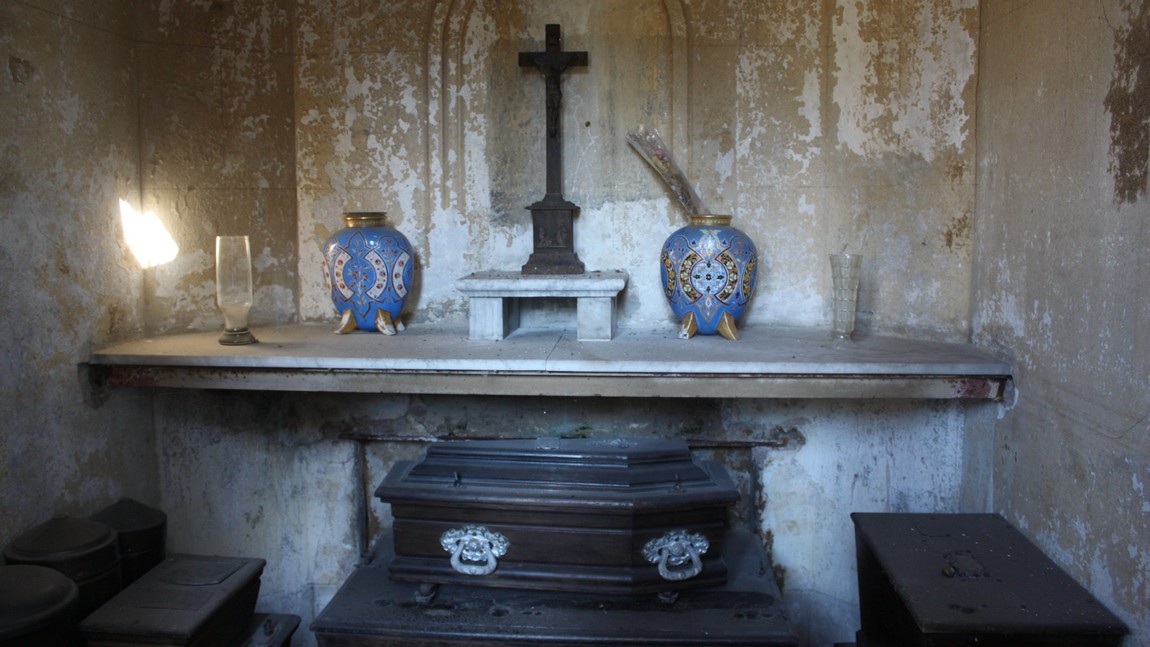 Peeking inside one of the tombs