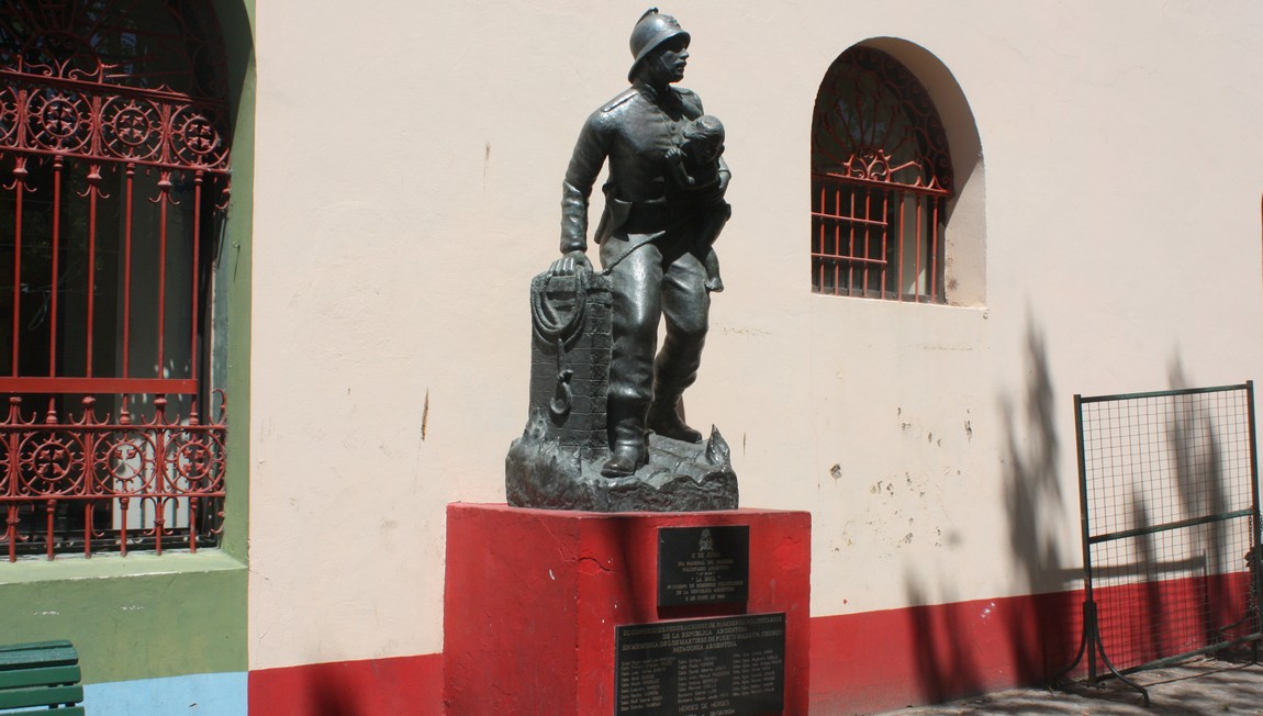 Argentine volunteer firefighters memorial