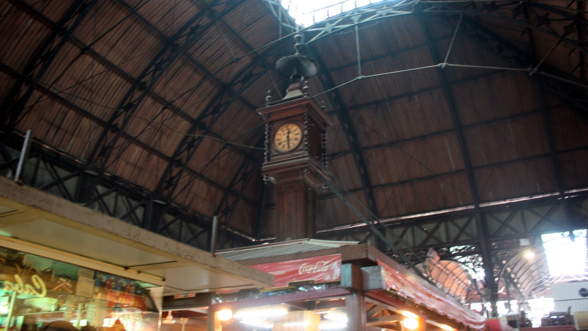 Mercado del Puerto market