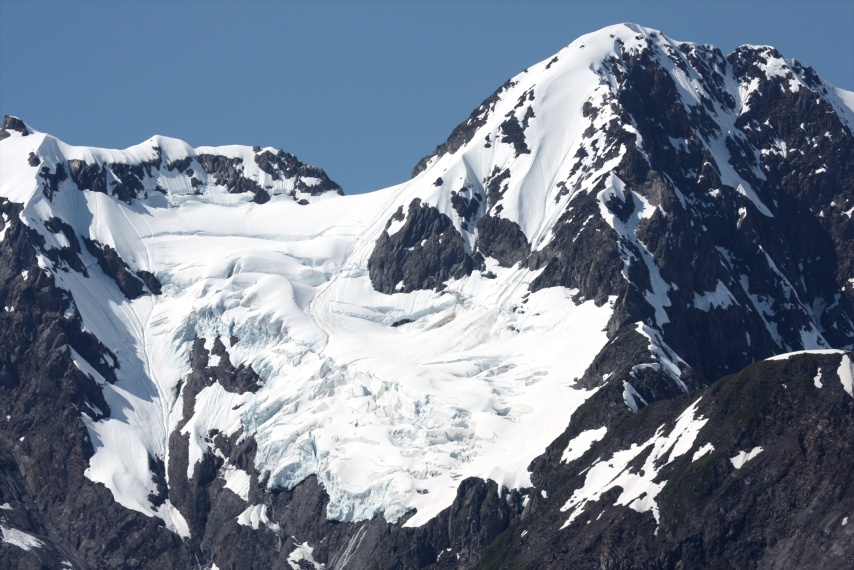 Mountains and glaciers in Northwestern Lagoon