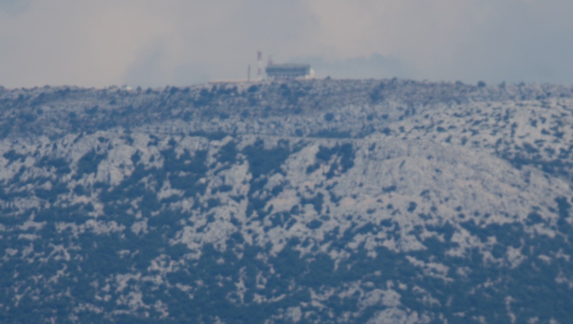 Building on a hill near Tomislavovac