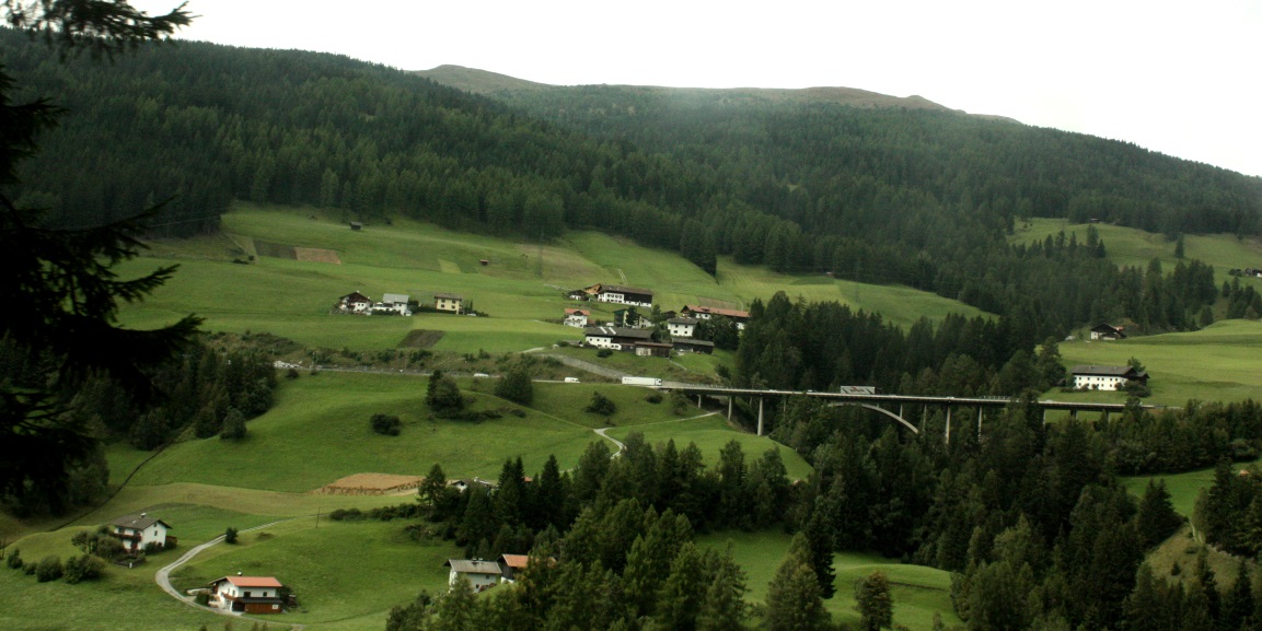 Another view of the bridge in Stafflach