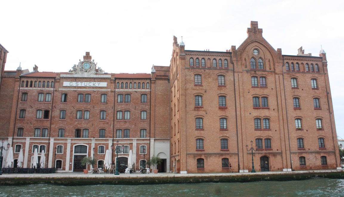 The C. Stucky building is actually a Hilton Hotel