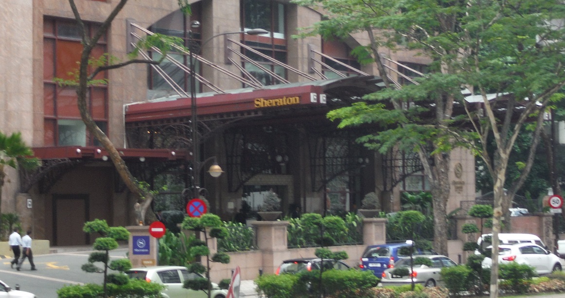 There are the usual American hotel chains here too