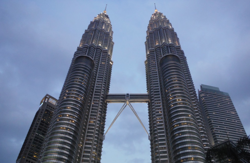 Final look back at the Petronas Towers