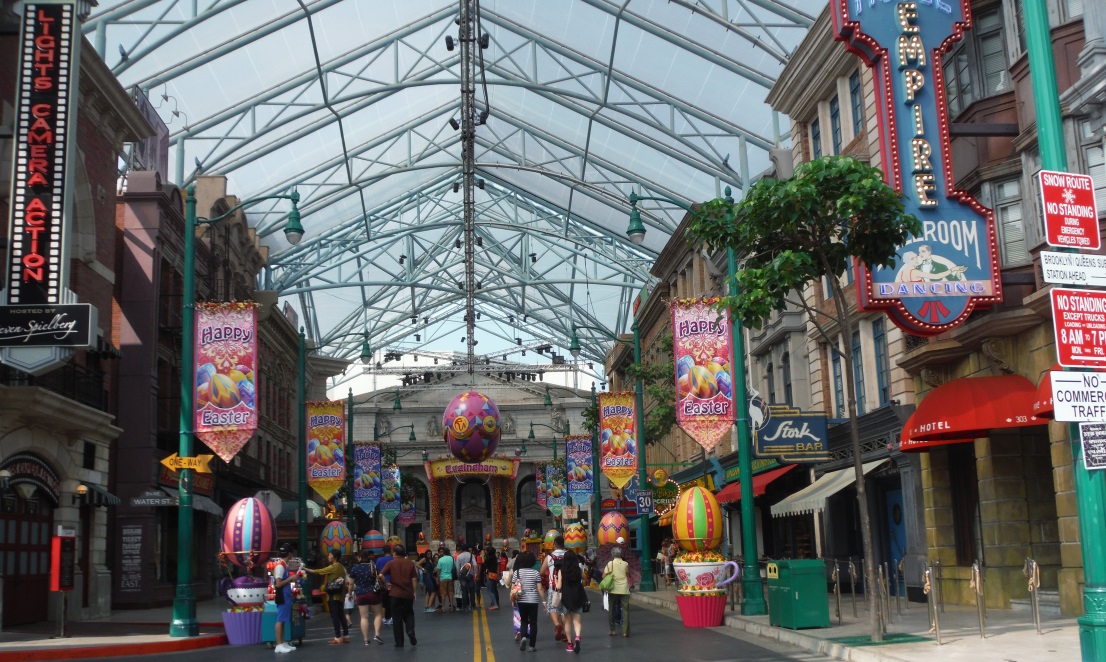 Walking through the Hollywood section of Universal Studios