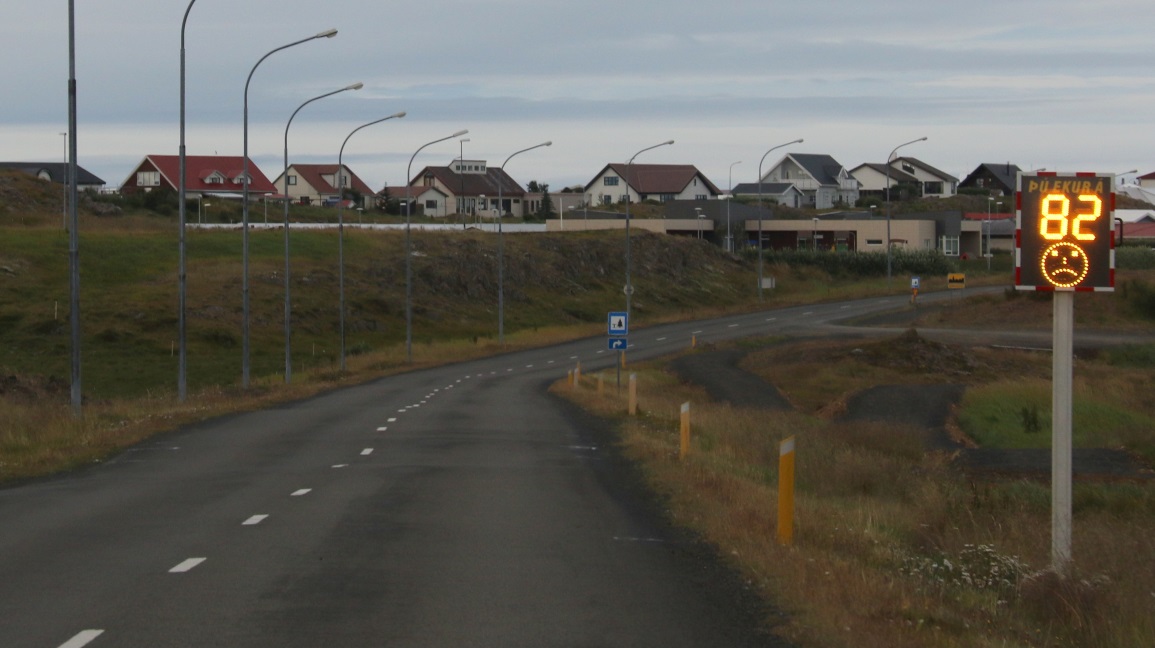 Coming into Stykkish�lmur