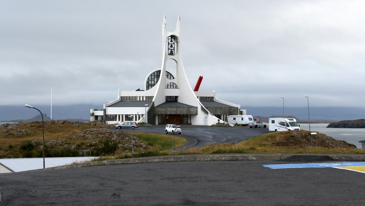 Stykkish�lmskirkja church