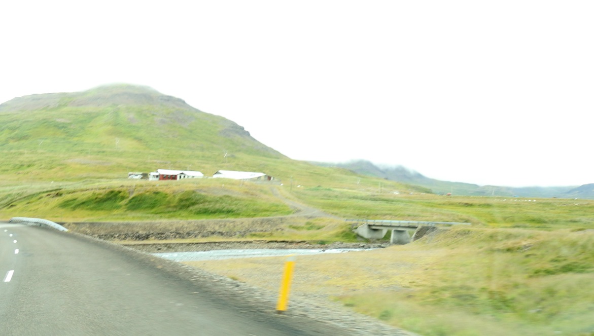 Good sized M�la� stream