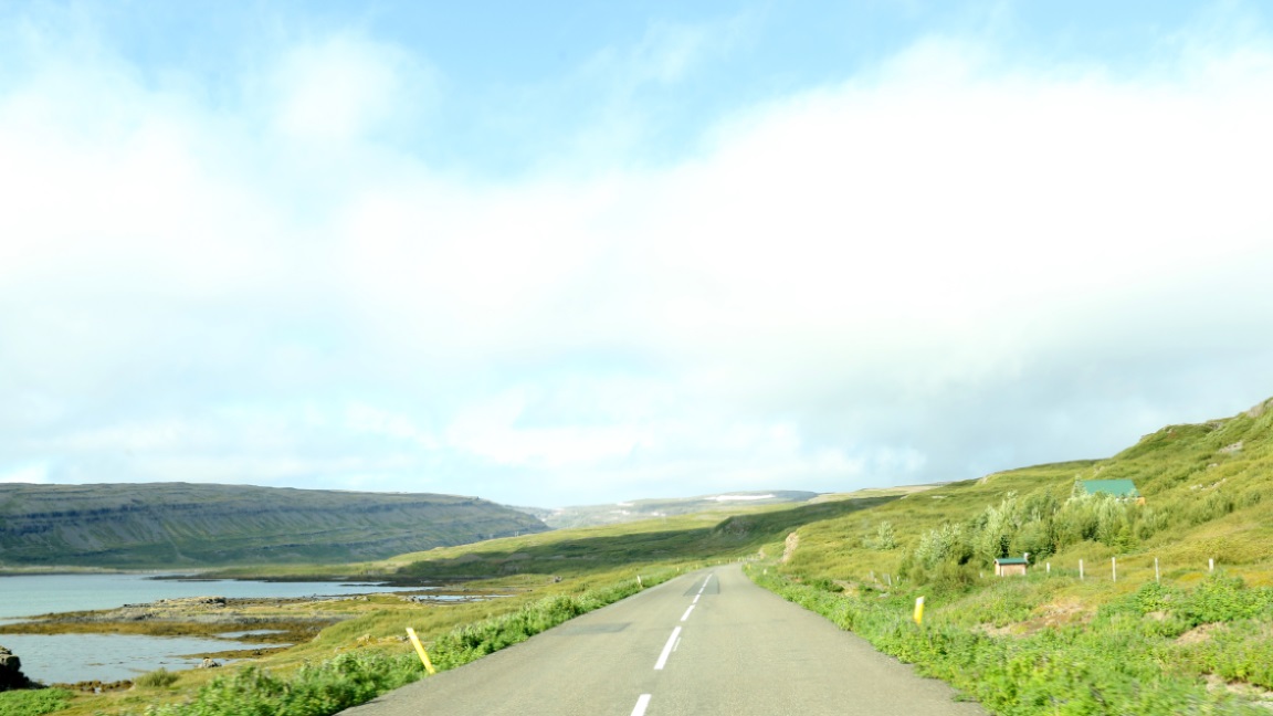 Middle of Sk�lmarfj�r�ur fjord