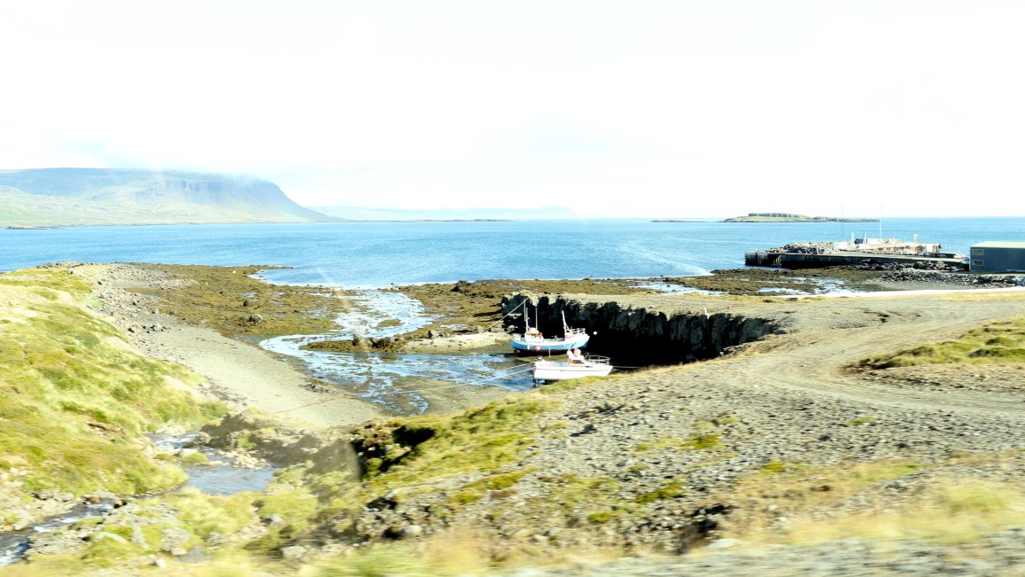 Low tide near the Brj�nsl�kur ferry dock
