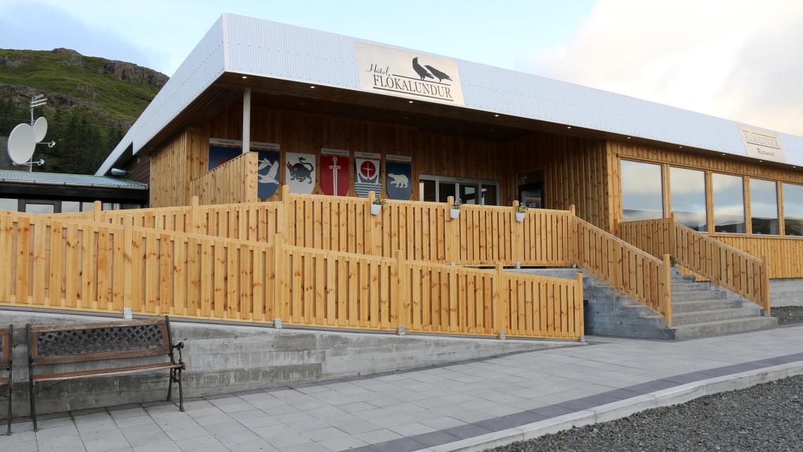 Our night stop, the Hotel Fl�kalundur