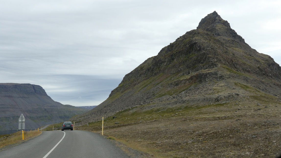 Mountain separates two fjords