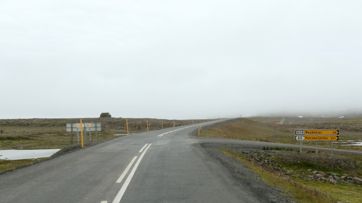 Intersection with Route 608