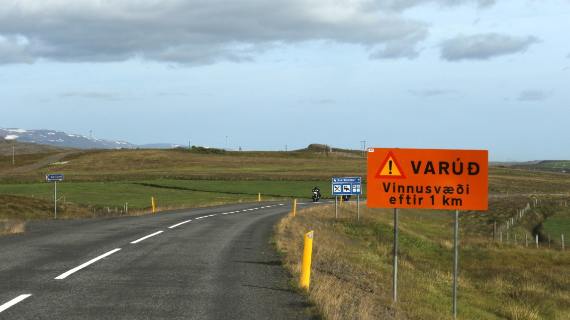 1 kilometer ahead