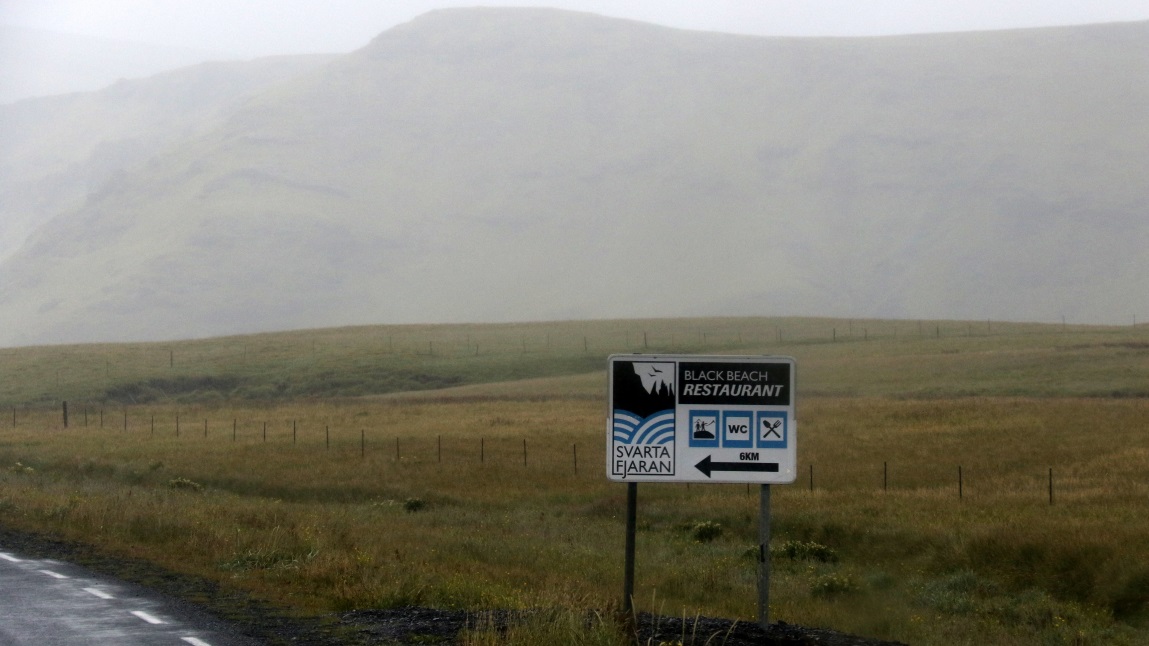 Black Beach Restaurant