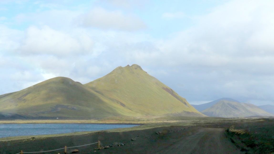 Hills North