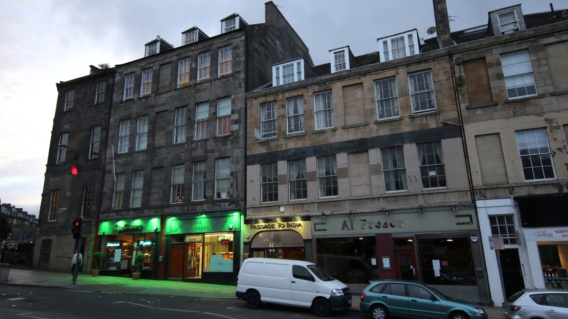 Driving up Union Place