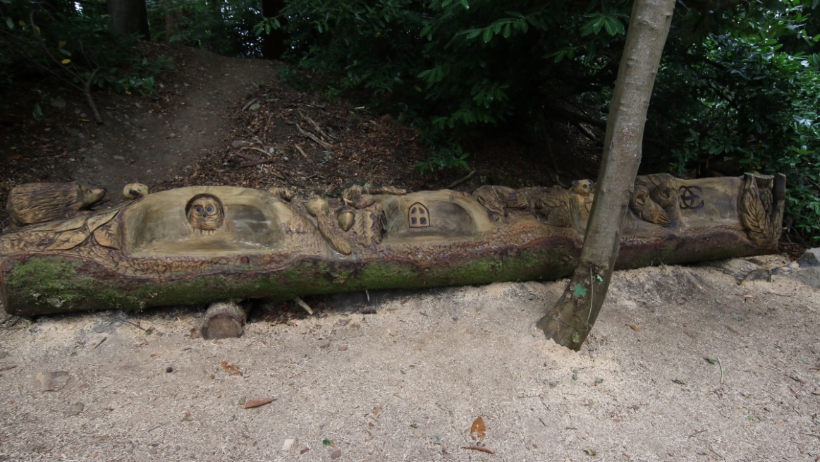 Carved log in the garden