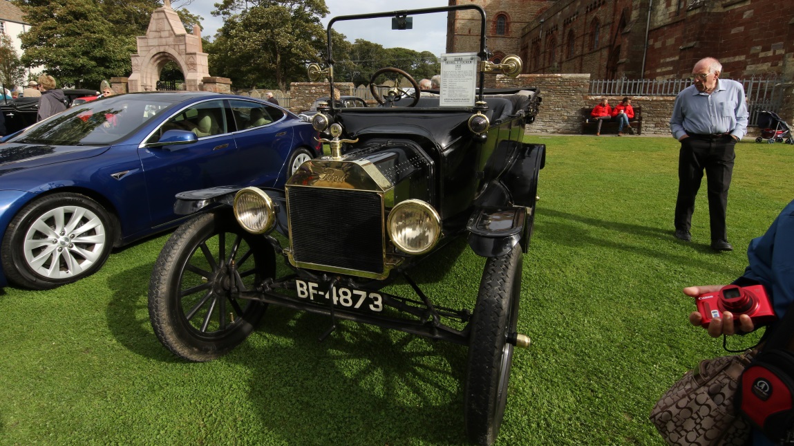 1915 Ford Model T Tourer