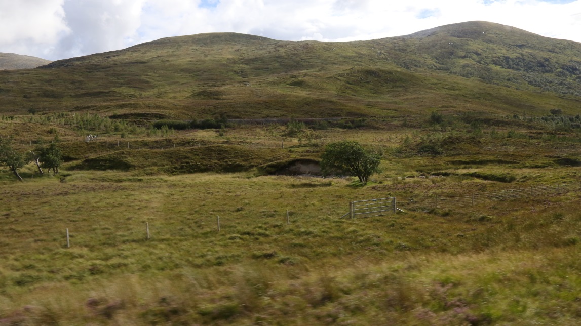 Landscape around Loch Scaven
