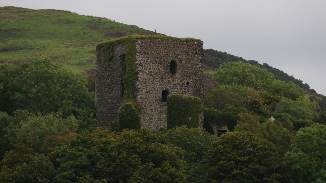 Closer view of Dunollie Castle
