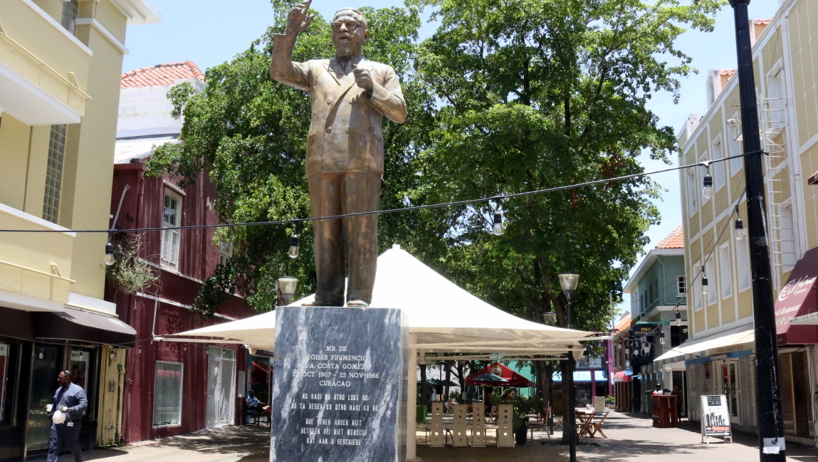 Dr. Moises Frumencio da Costa Gomez