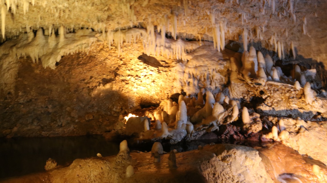 More cavern detail
